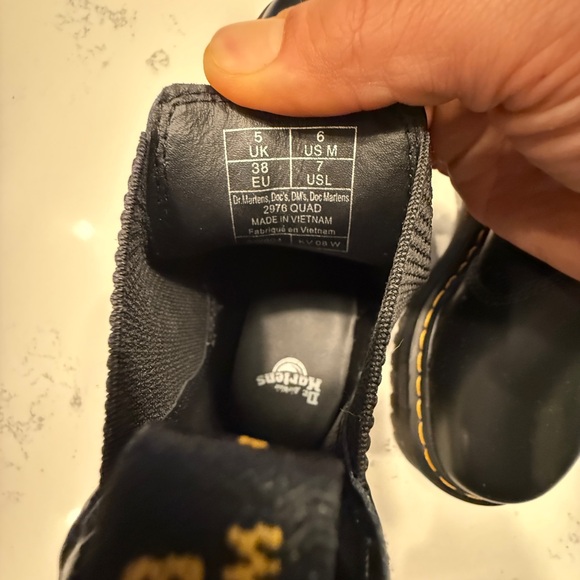 Dr. Martens Black Chelsea Boots NWOT - Picture 5 of 10